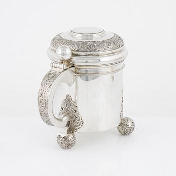 Dryckeskanna, barockstil, silver, Birger Eriksson, Göteborg , efter 1927.