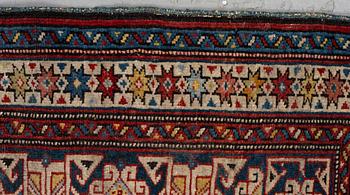 A rug, antique/semi-antique Shirvan probably, ca 178-180 x 125-129,5 cm (including 2-2,5 cm "flat weave" at the ends),