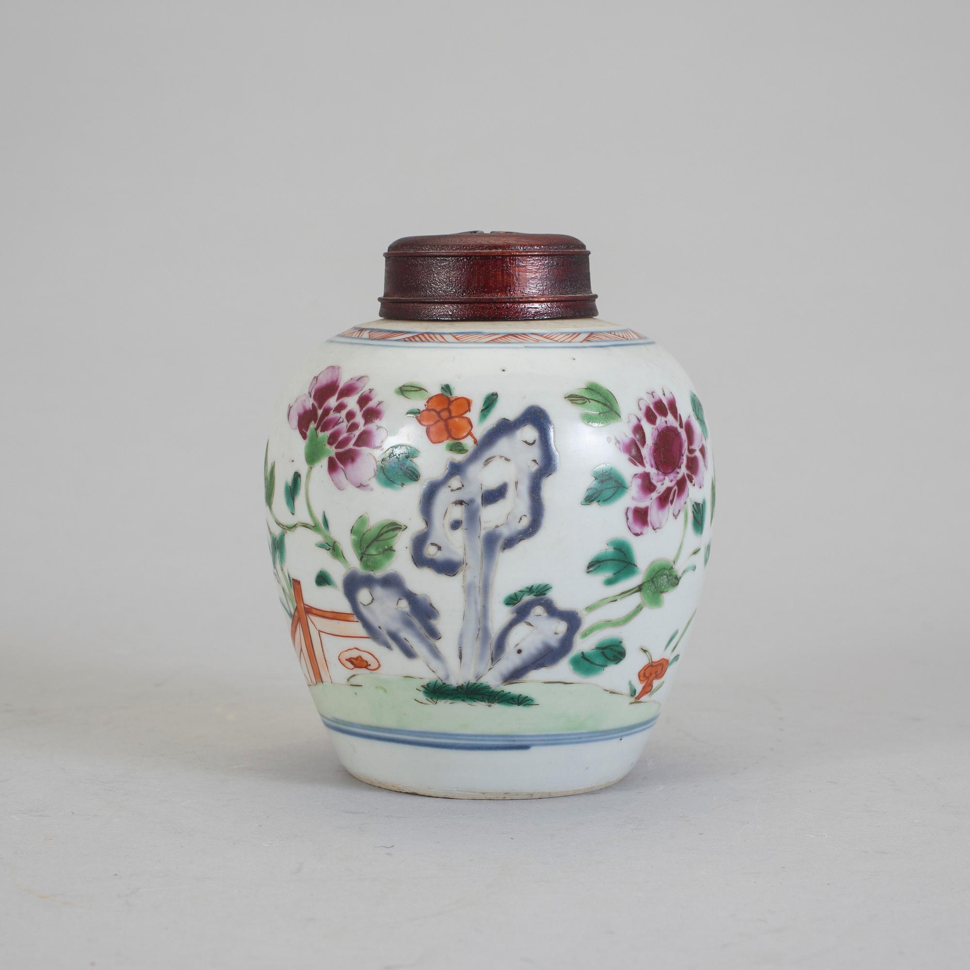 BOJAN, porslin, Kina, Qianlong (1736-1795).