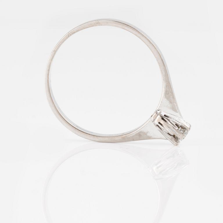 RING, med briljantslipad diamant, 0.19 ct.