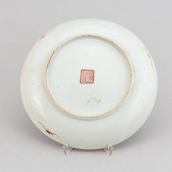 A red and white Chinese dish, 20th Century.