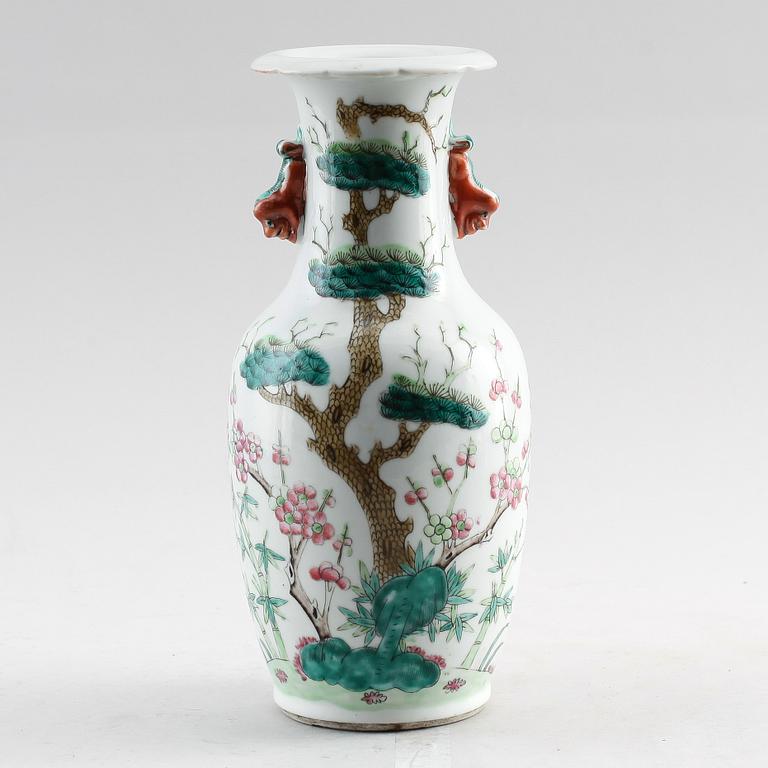 VAS, porslin, Kina, 1800-/1900-tal.