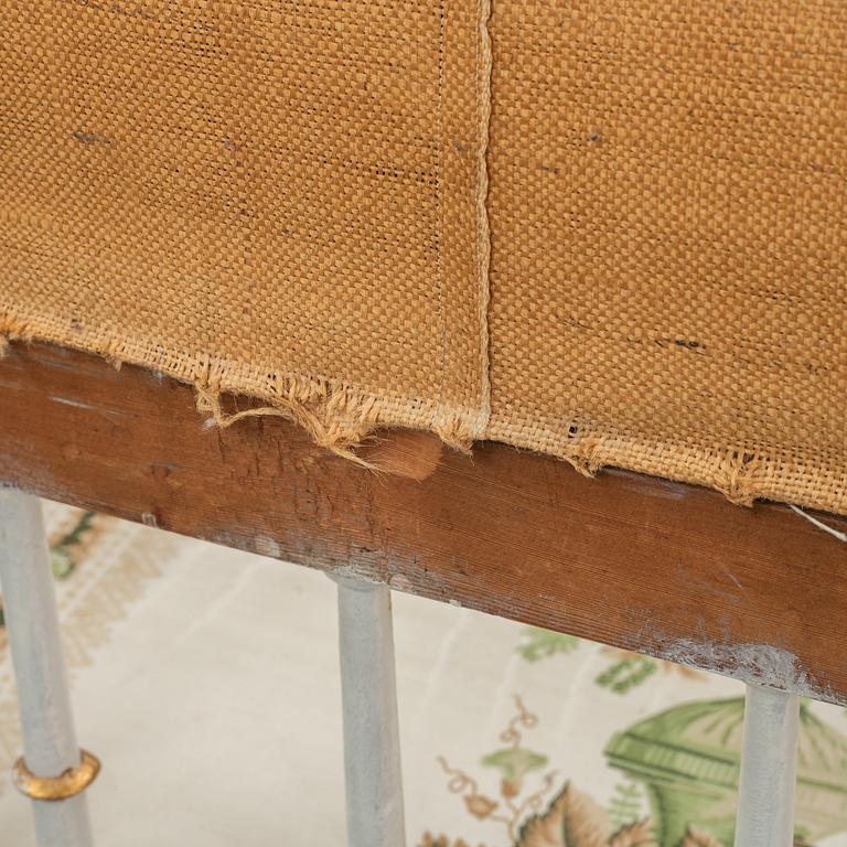 A Gustavians sofa from around the year 1800.