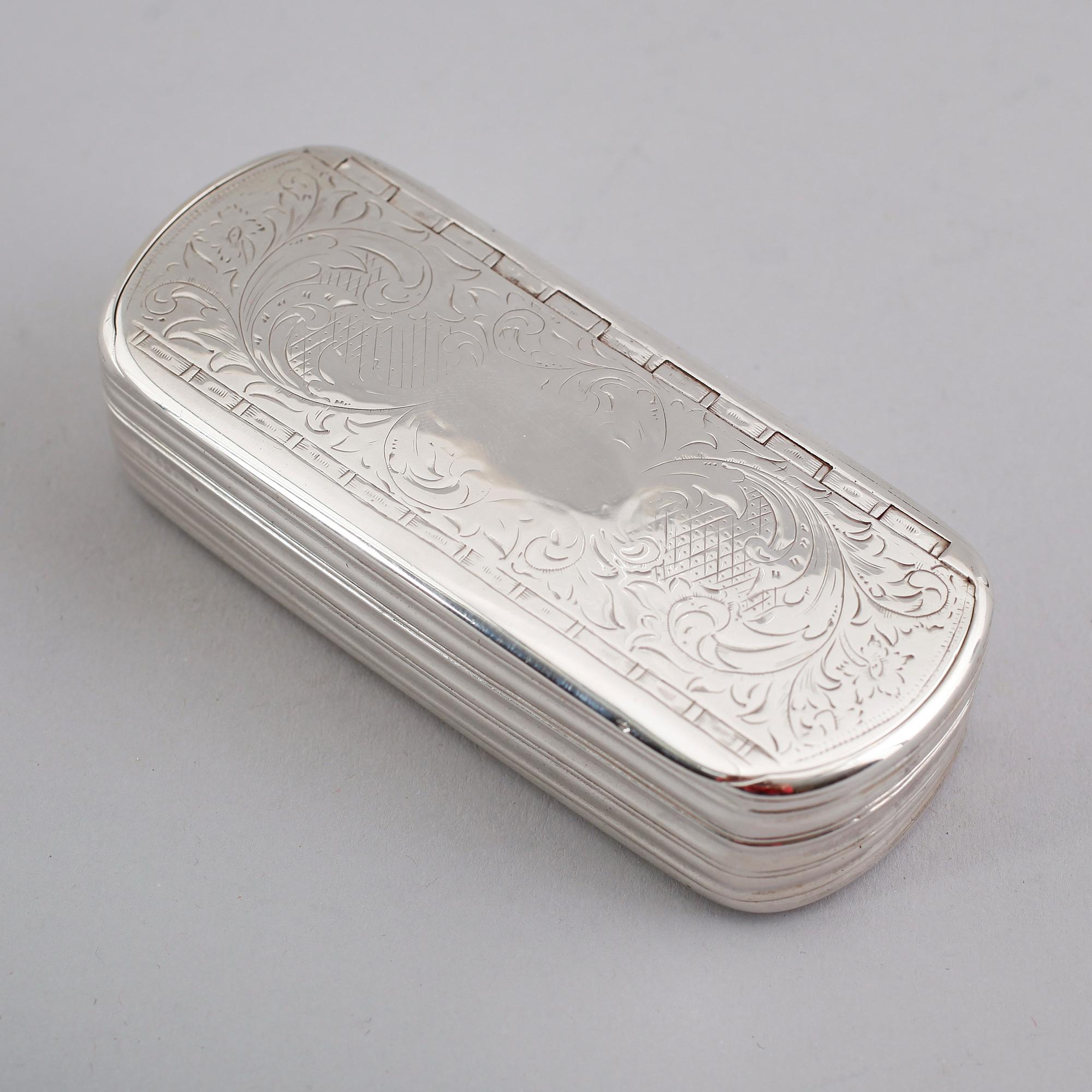 DOSA, silver, Sundström, 1868. Vikt ca 128 gram.