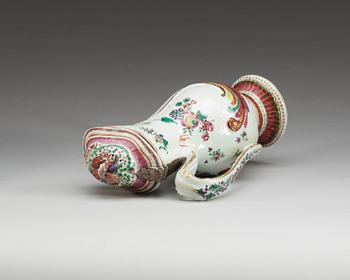 A famille rose ewer and basin, Qing dynasty, Qianlong (1736-95).