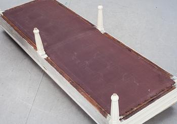 TRÅGSOFFA, 1800-tal.