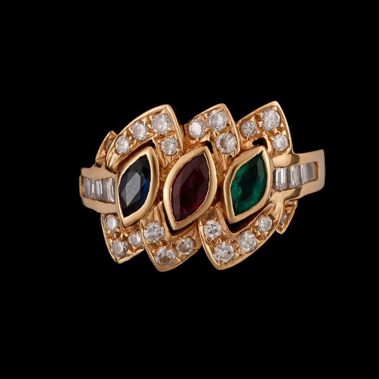 PARURE, 4 pieces. Consisting of necklace, bracelet, ring and earclips.