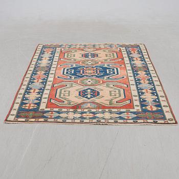 Matta, Konja, ca 222 x 176 cm.