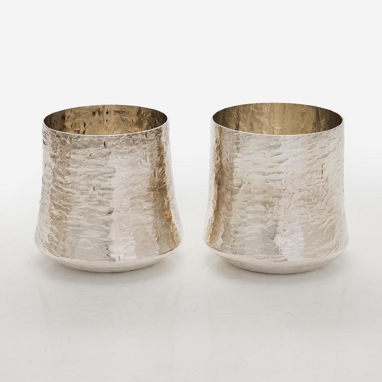 Tapio Wirkkala, pikareita, 6 kpl, sterlinghopeaa, Kultakeskus, Hämeenlinna 1973 ja 1974.