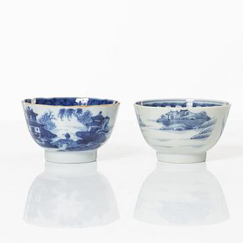 Servisdelar, fyra stycken, kompaniporslin, Kina, Qingdynastin, 1700/1800-tal.