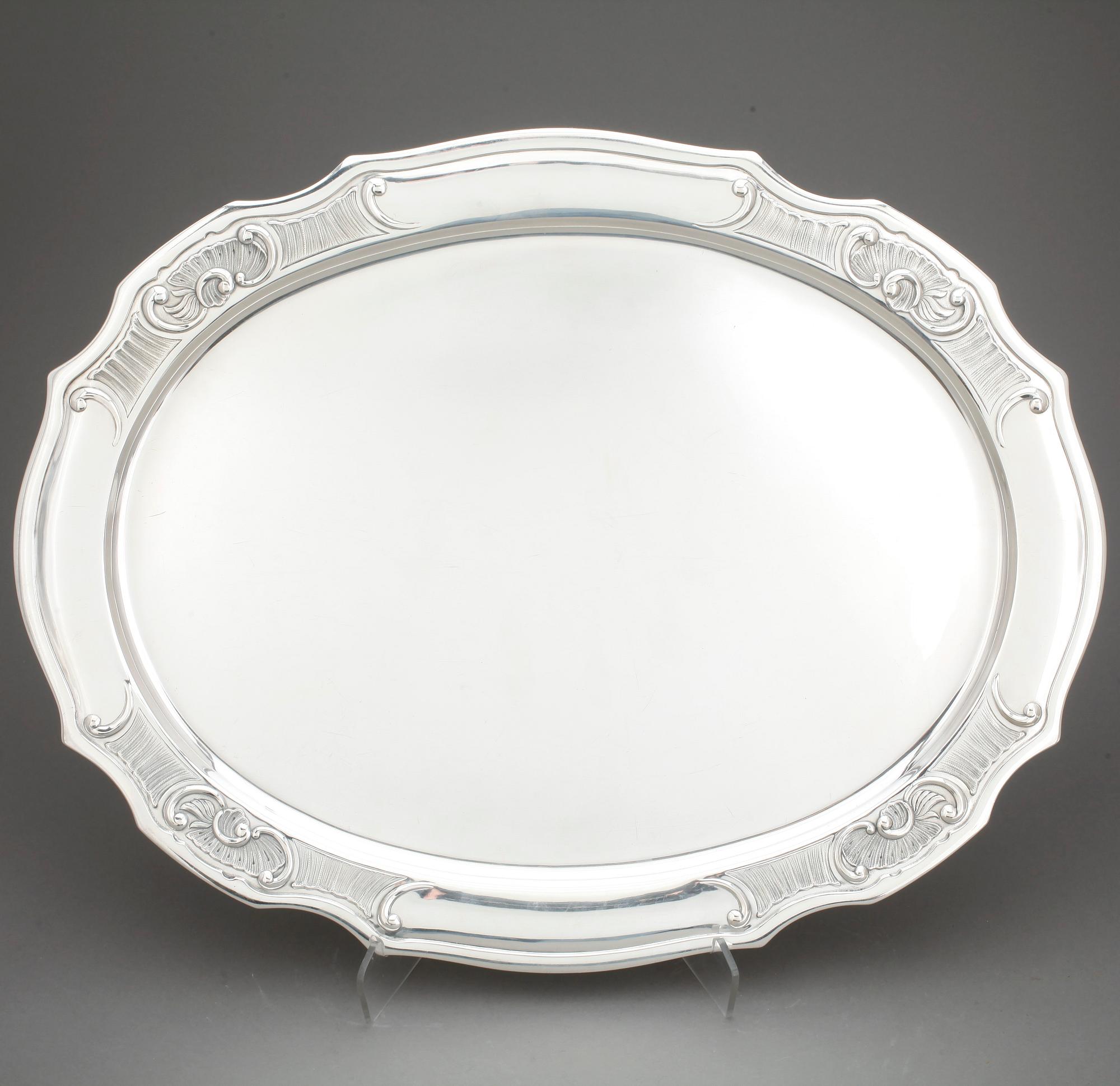BRICKA, silver, rokokostil, K ANDERSSON, Stockholm, 1918. Vikt ca2363g.