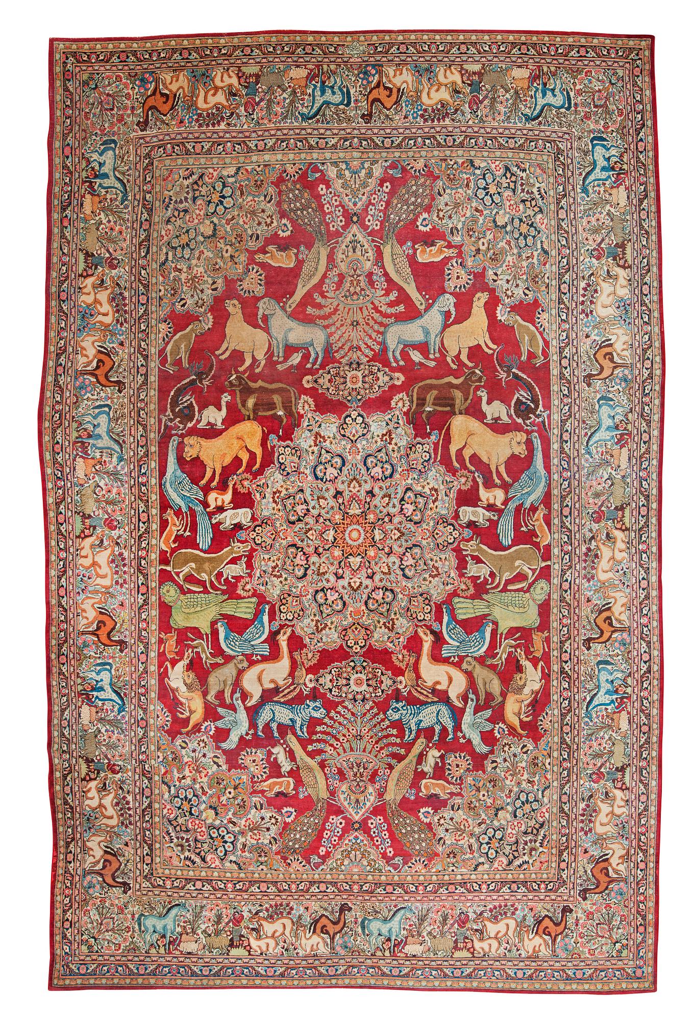 ANTIQUE KERMAN FIGURAL. 641,5 x 403 cm.