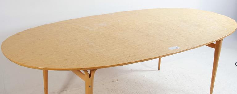 BORD, design Bruno Mathsson.