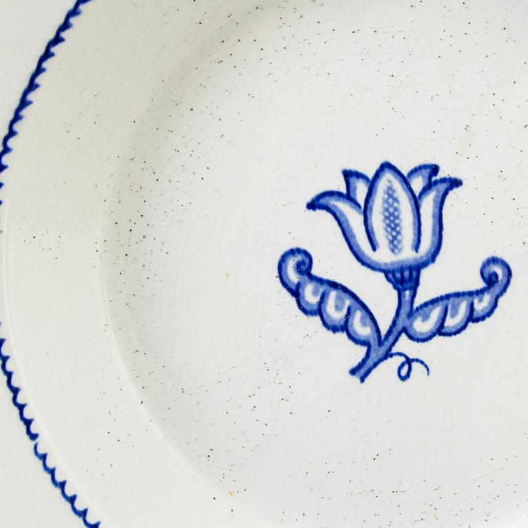 WILHELM KÅGE, servisdelar, 34 st, flintgods, "Holland", Gustavsberg.