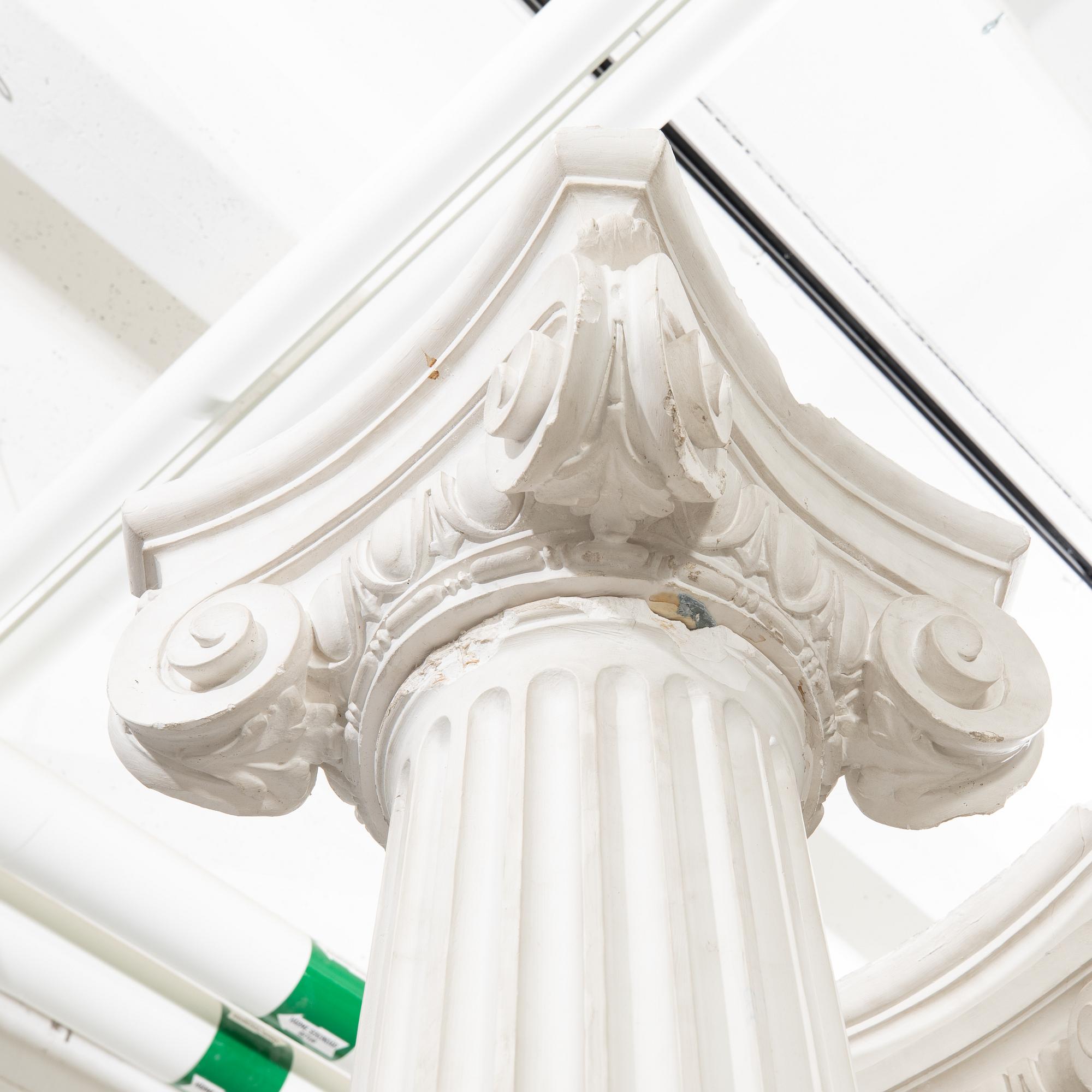 Columns a pair 20th century.