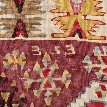 Matta, Kelim, semiantik, ca 380 x 180 cm.