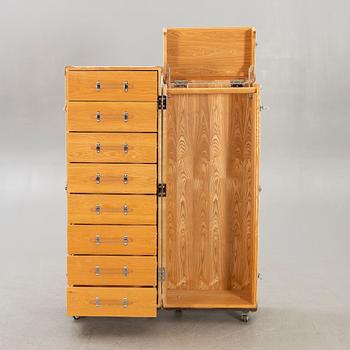 A 21st century leather trunk.