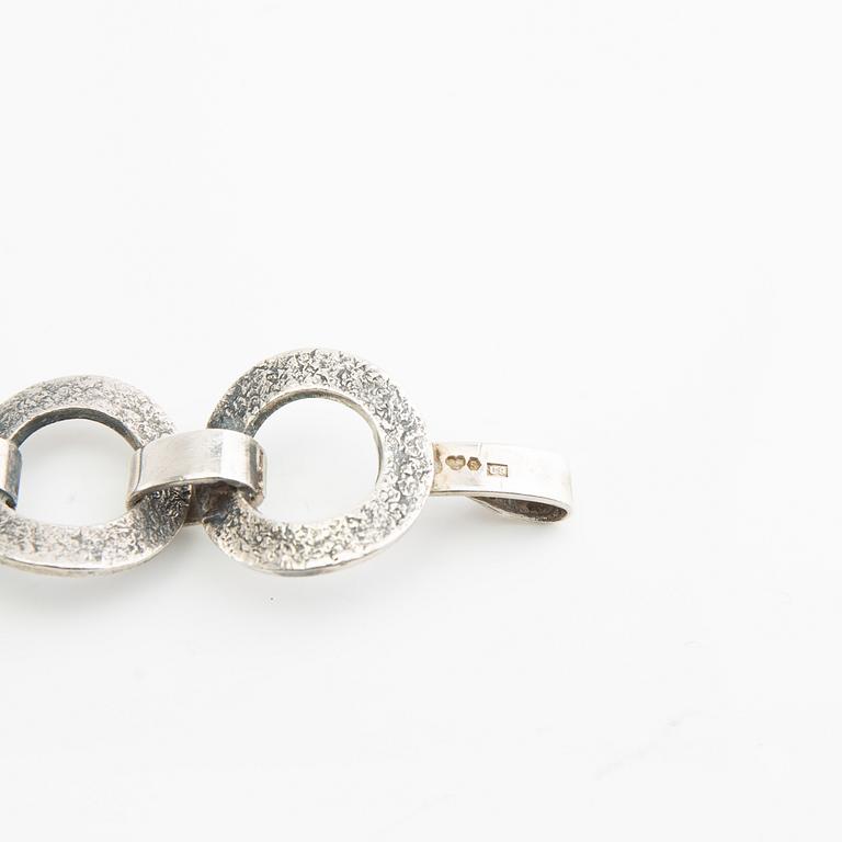 Bracelet, silver, 1970.