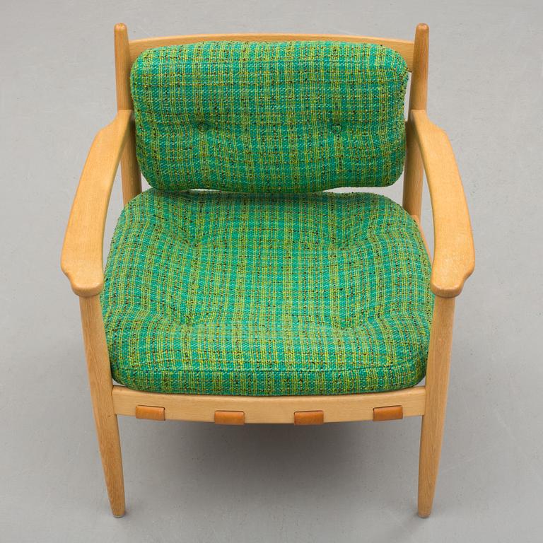 FÅTÖLJ, 1900-talets mitt.