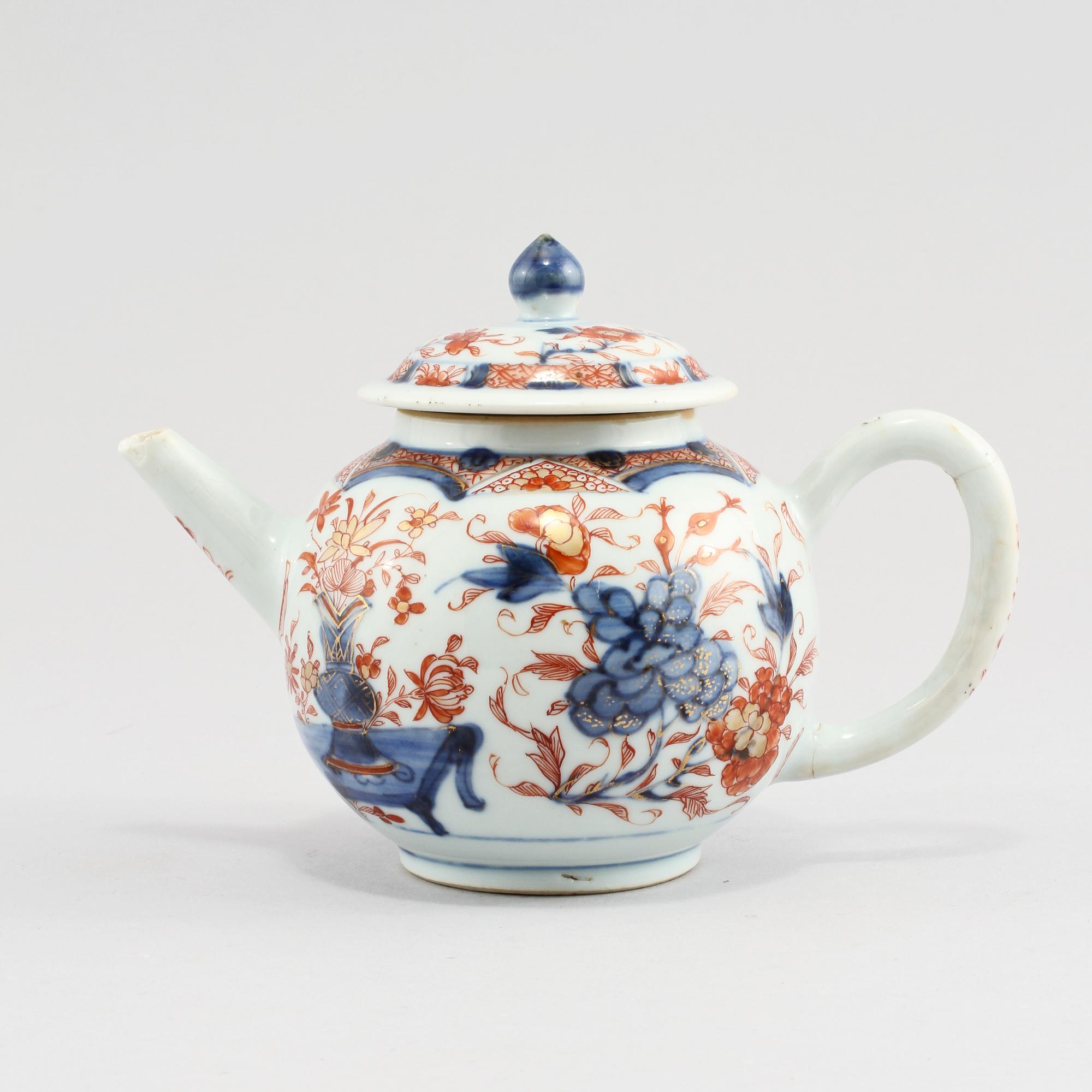 TEKANNA med LOCK, porslin, Kina, 1700-tal.