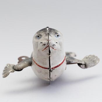 A tinplate Lehmann Der Zahme Seehund, Germany. In production 1899-1935.