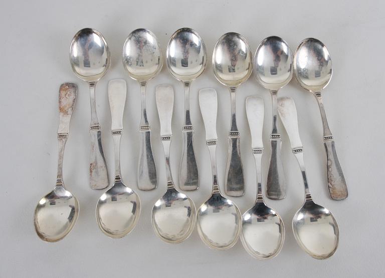 BESTICKSERVIS, 48 delar, silver "Uppsala". M.G.A.B, 1969-70.