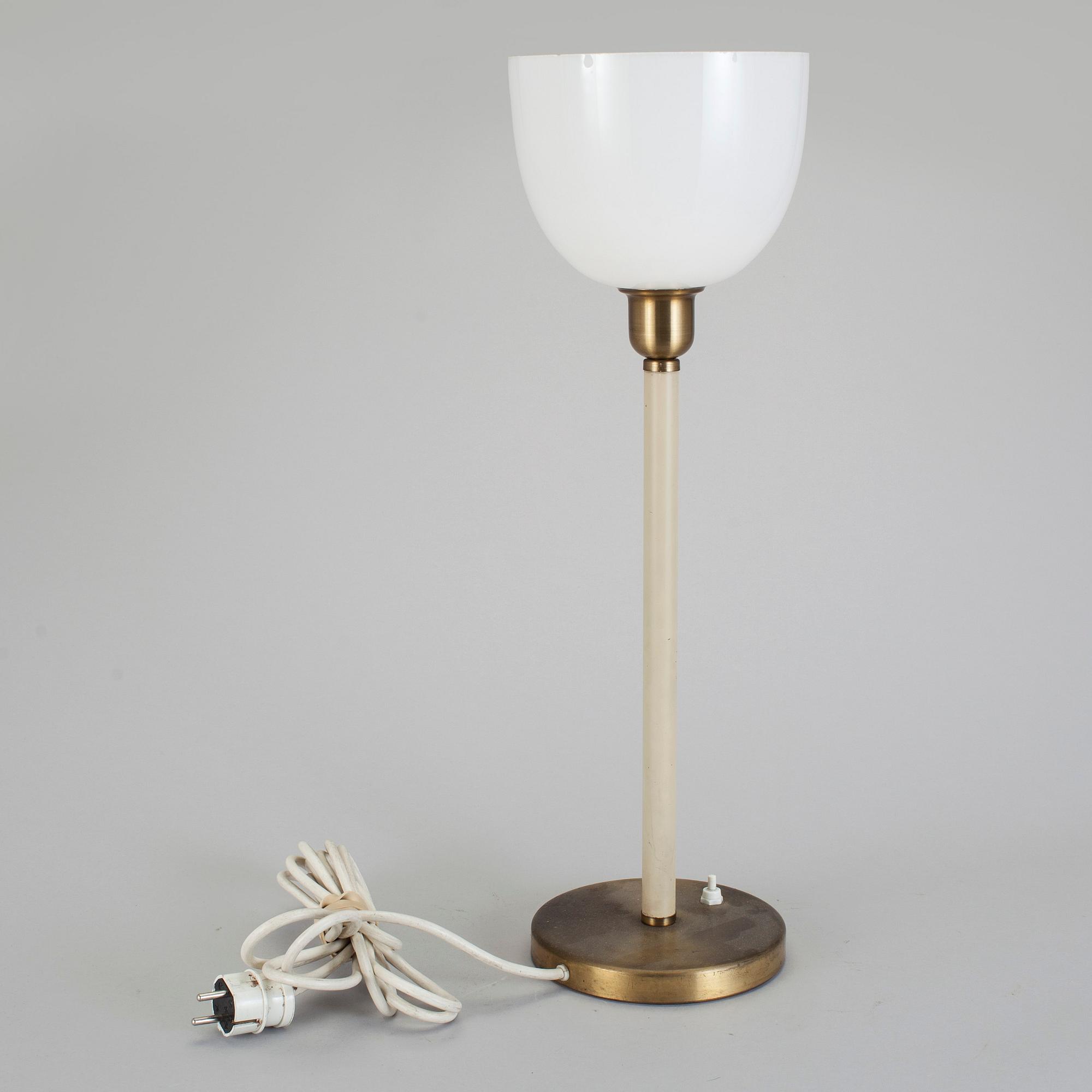 BORDSLAMPA, funkis, mässing, 1940-tal.