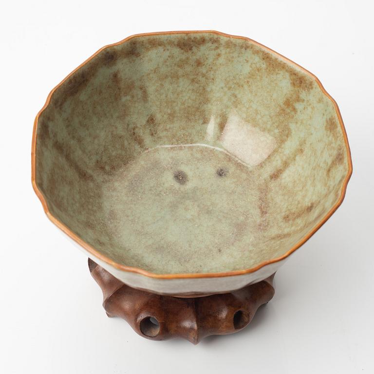 Skål, porslin, 1600-tal.