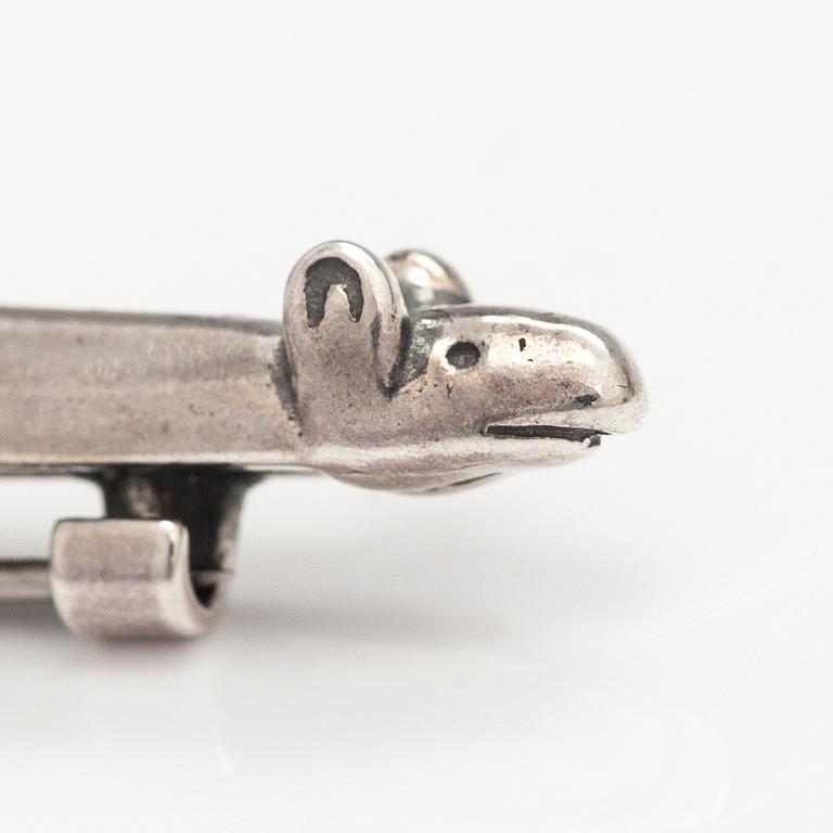 Brosch "Älghuvud", sterlingsilver. Kalevala Koru, Helsingfors.