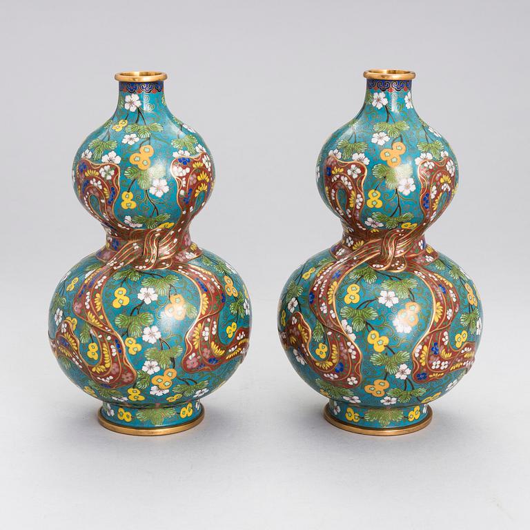 MALJAKKOPARI, cloisonné, Kiina, 1900-luku.