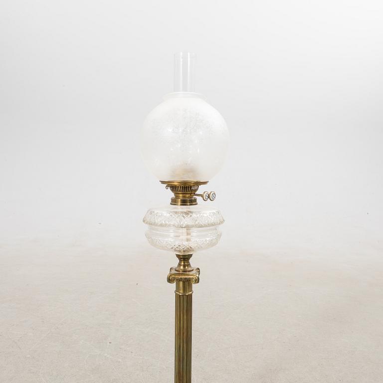 Table foot lamp Hink's England early 20th century.