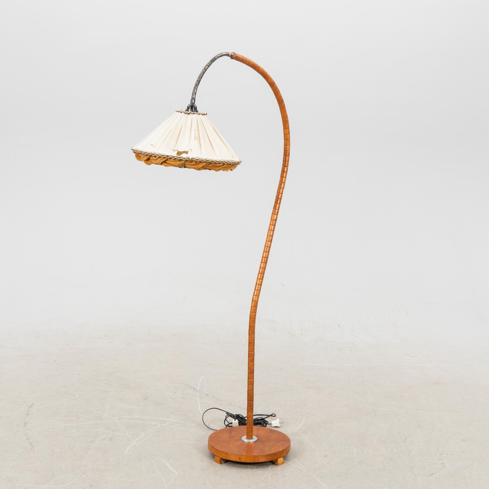A 1940s floor lamp.