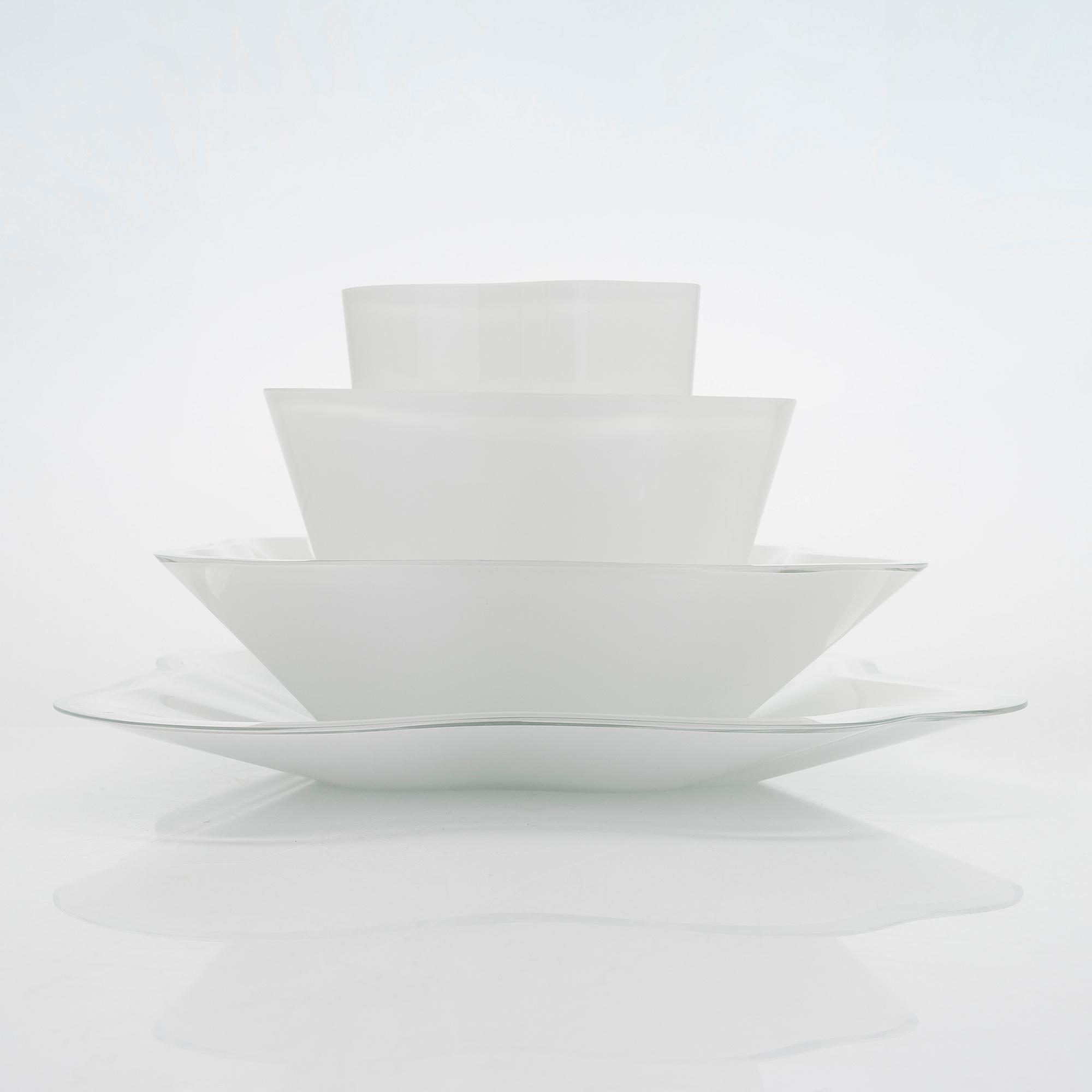 Alvar Aalto, taidelasi, "Aallon kukka", neljä osaa, signeerattu Alvar Aalto 154 / 1983.