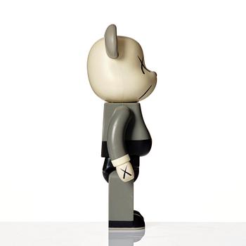 KAWS, 400% BE@RBRICK (Grey).