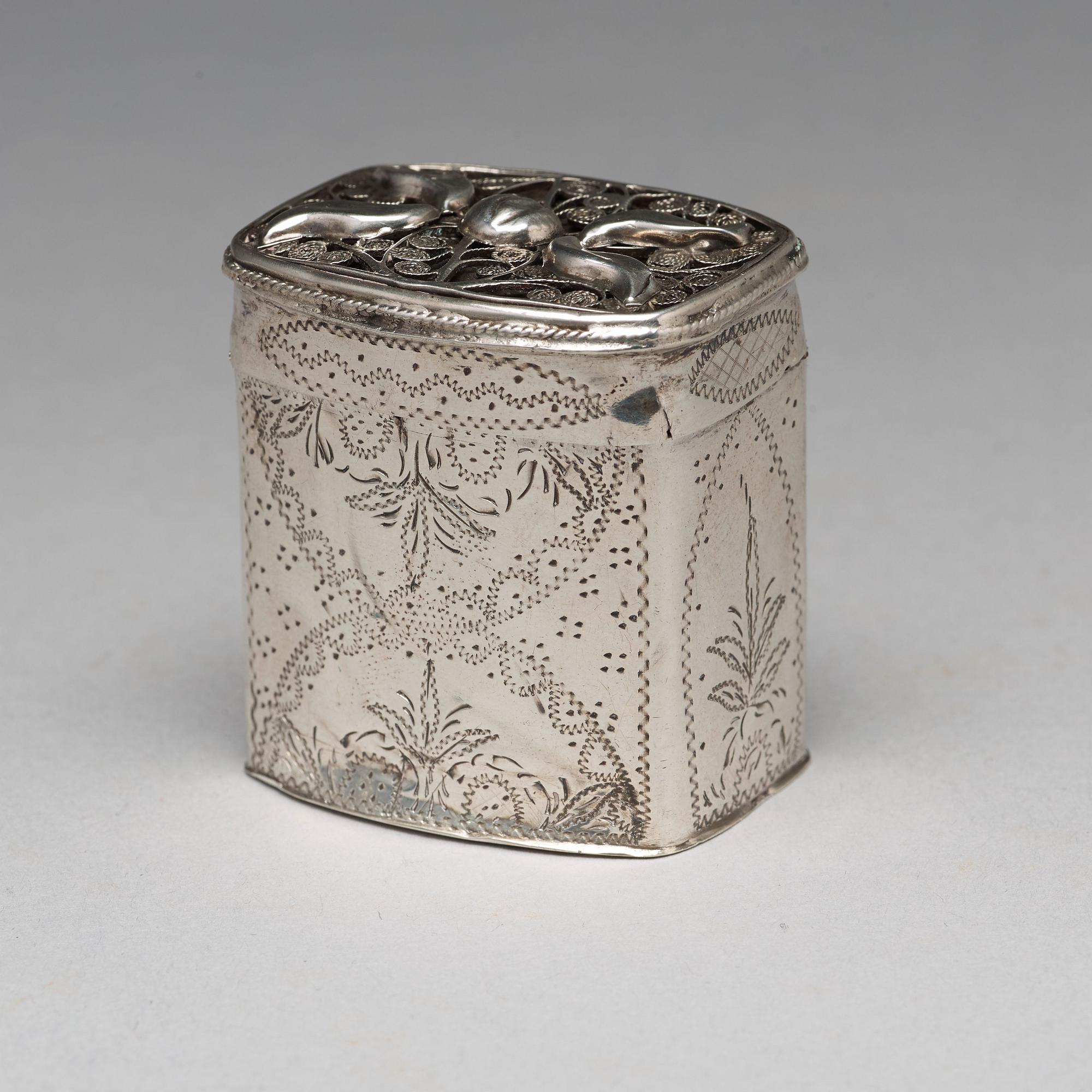 Dosor, 3 st, silver, en Moskva 1861, två stycken Holland, sannolikt 1800.tal.