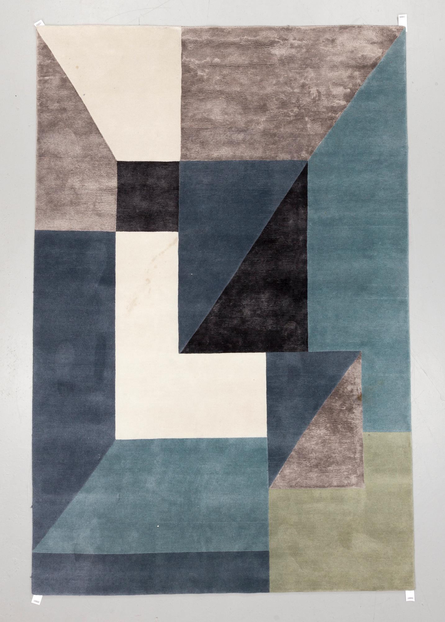 MATTO, "Trisquare, Blue", Indien, ca 298 x 200,5 cm, Linie Design, Hanne Kortegaard.