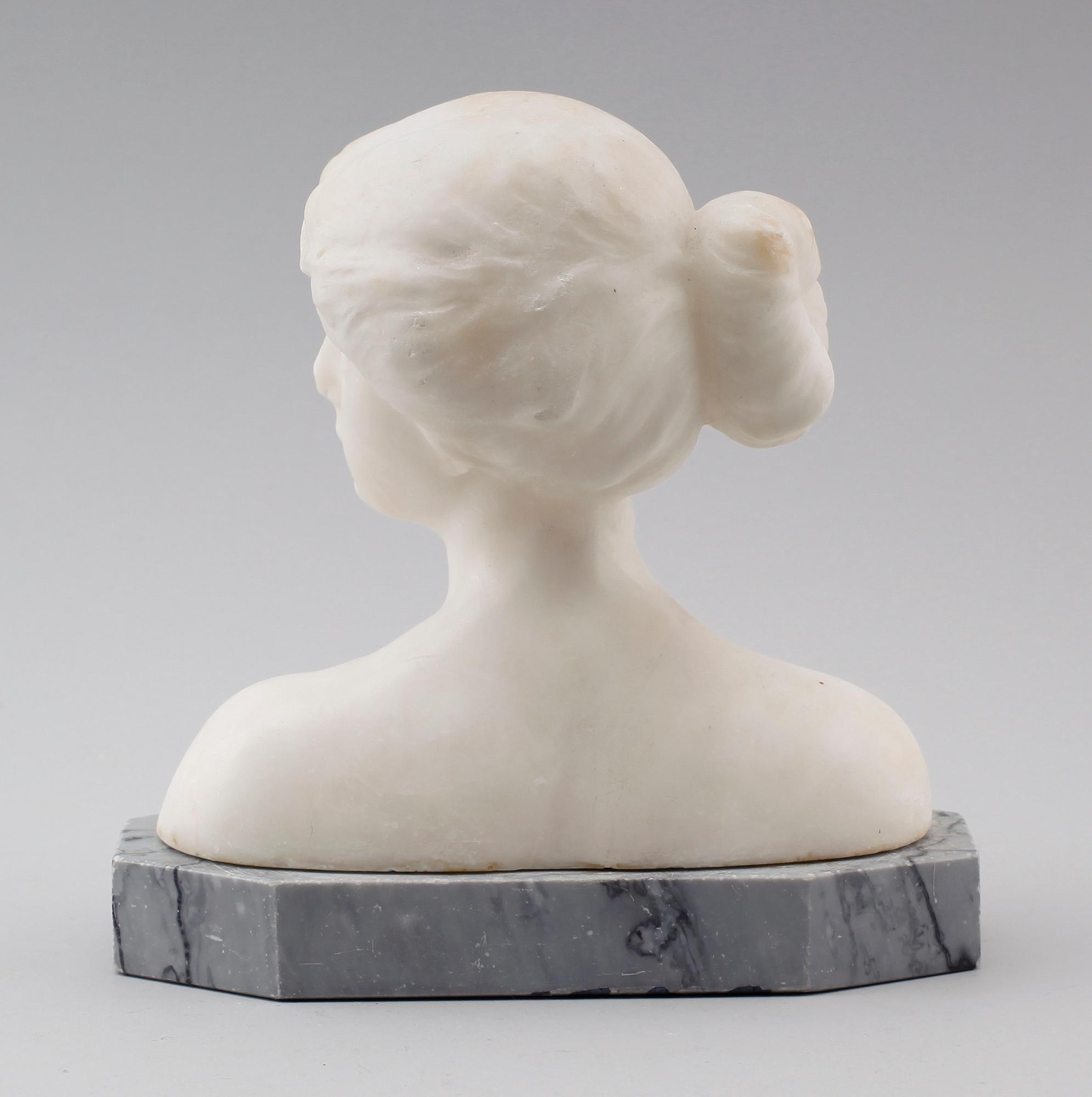 SKULPTUR, alabaster, 1900-talets första hälft.