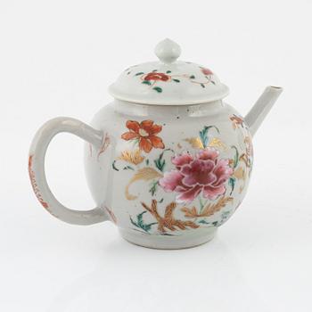 A famille rose tea pot with cover, Qing dynasty, 18th Century.