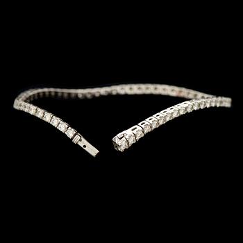 ARMBAND, briljantslipade diamanter, 18K vitguld.