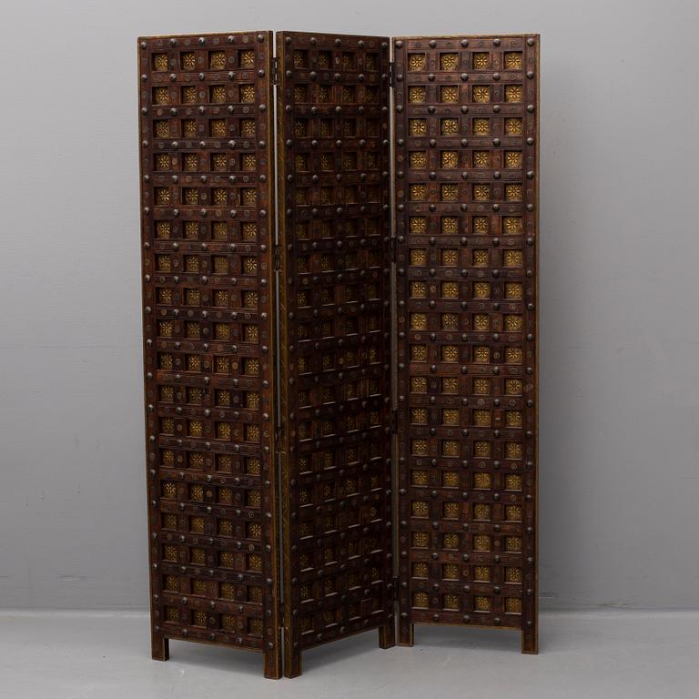 A 21st century folding screeen.