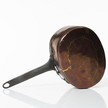 A pot from the Queen Dowager Sofia Magdalena's household, dated 1798.