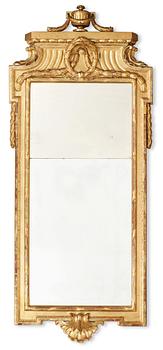 983. A Gustavian mirror.