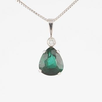 Pendant, 18K white gold with drop-shaped green tourmaline and brilliant-cut diamond, with 18K white gold chain.