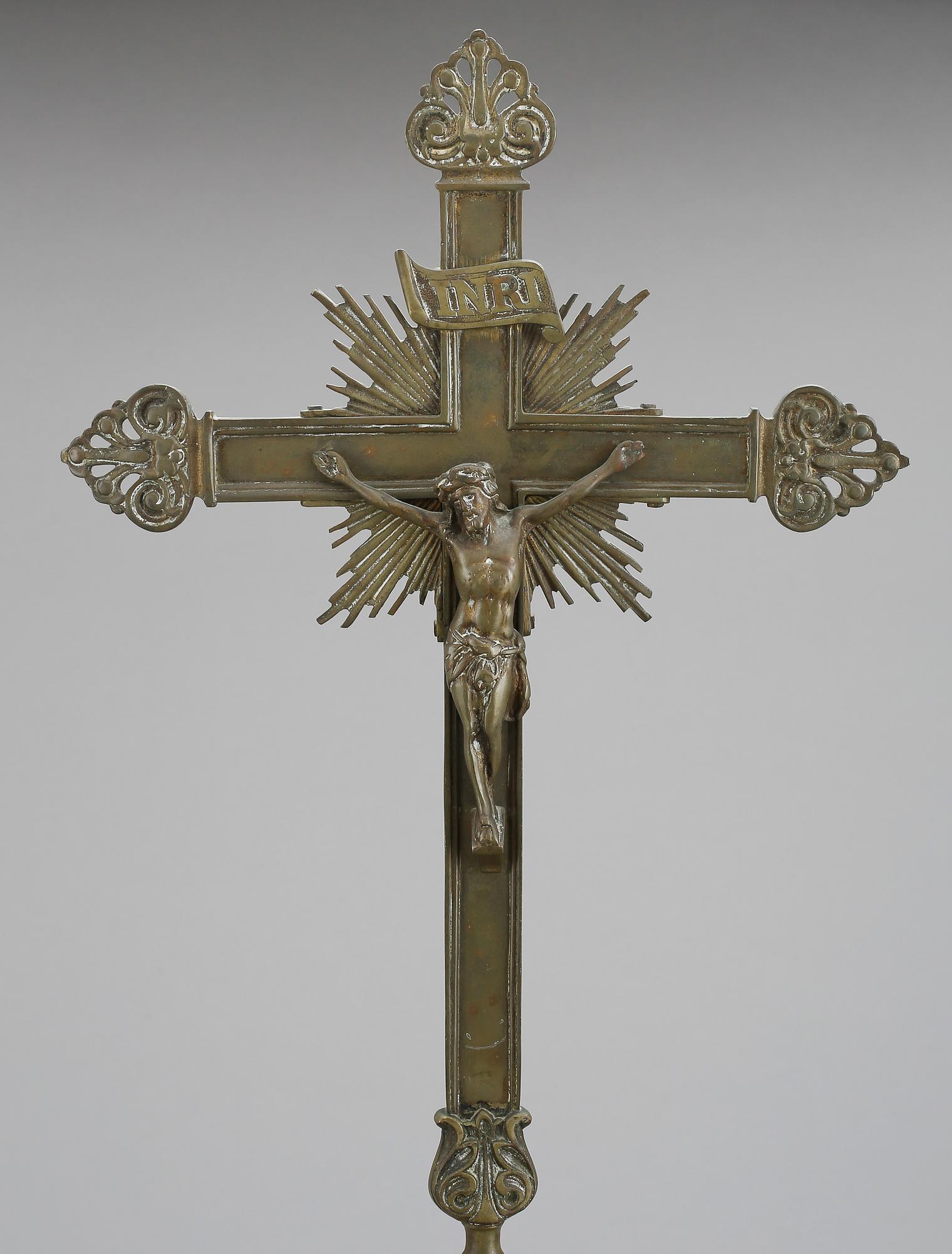 KRUCIFIX, mässing, 1900-tal.