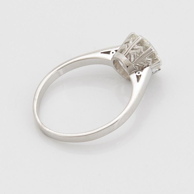 An 18K white gold ring set with a round brilliant-cut diamond weight 1.86 cts according to engraving.