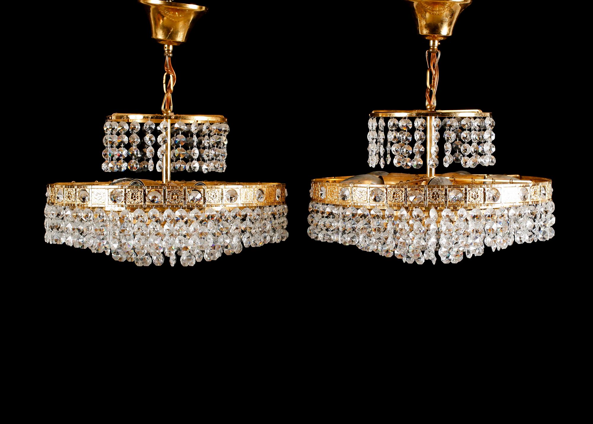 TAKLAMPOR, 1 par, 1900-talets andra hälft. Höjd 45 cm.