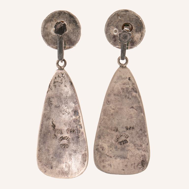 A pair of 18K gold and 925 silver earrings Old Cuzco pre-Columbian style, Peru.