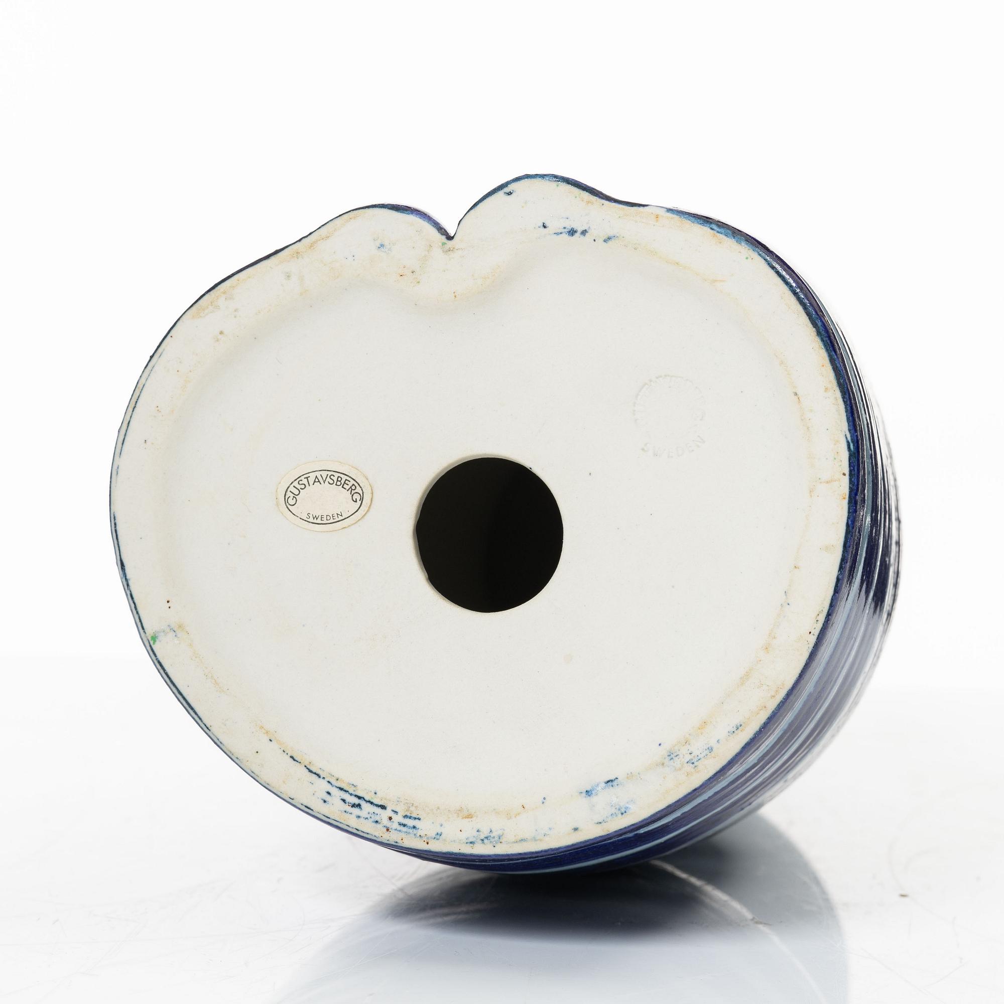 Lisa Larson, a 'Stor katt' stoneware figurine from the series 'Tripp, trapp, trull', Gustavsberg.