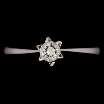 RING, 18 k vitguld och diamanter ca 0,20 ct. Tot vikt ca 3 g.