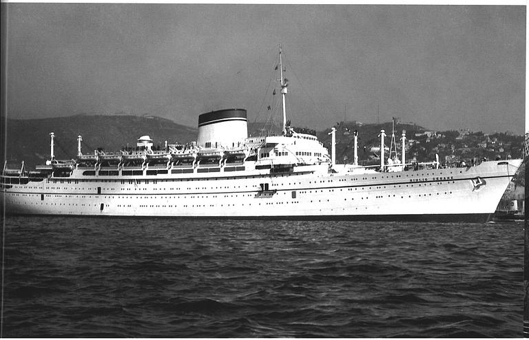 Gio Ponti, & Piero Fornasetti, unikt skåp, utfört för MS Guilio Cesare, Italien ca 1951.